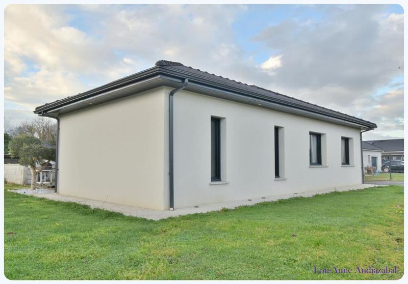 Villa - 130 m² - 4 pièces