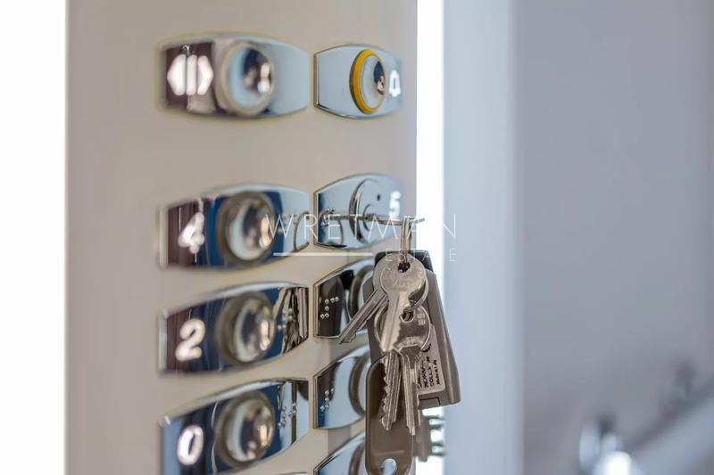 Appartement - 144 m² - 6 pièces