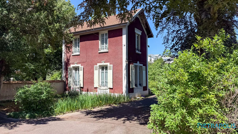 Maison ancienne - 100 m² - 5 pièces