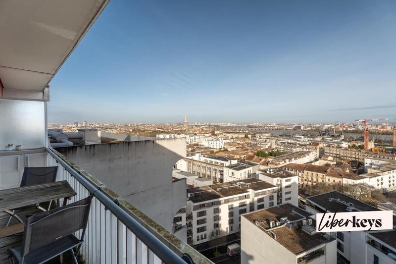 Studio - 27 m² - 1 pièce