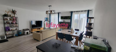 Appartement - 84 m² - 4 pièces