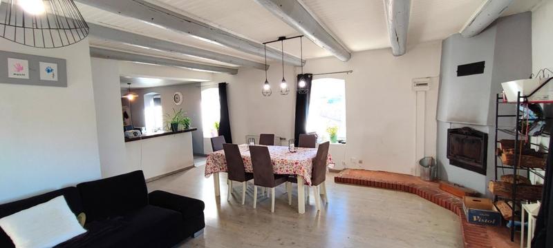 Maison - 197 m² - 8 pièces