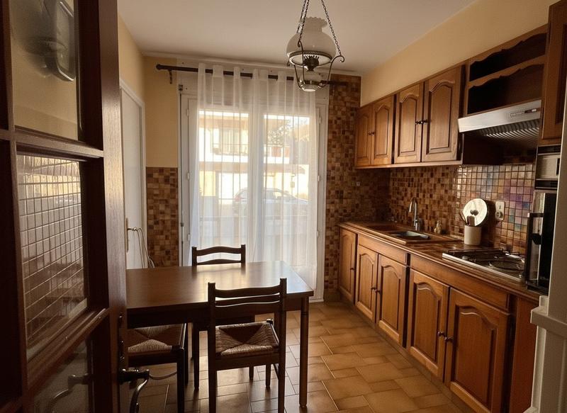 Appartement - 82 m² - 4 pièces