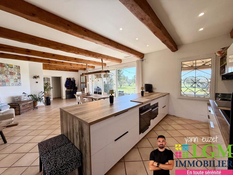 Ranch - 122 m² - 4 pièces