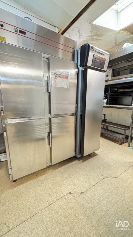 Local commercial - 279 m²