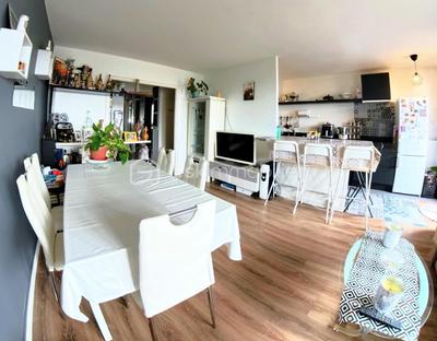 Appartement - 67 m² - 3 pièces