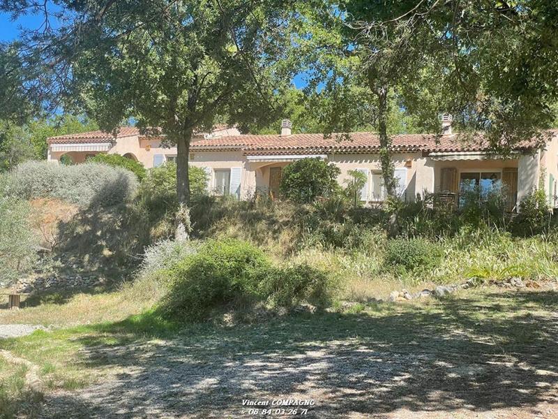 Maison - 210 m² - 10 pièces