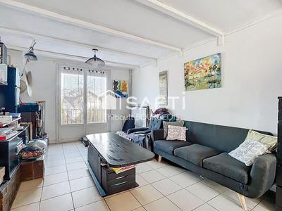 Maison - 77 m² - 5 pièces