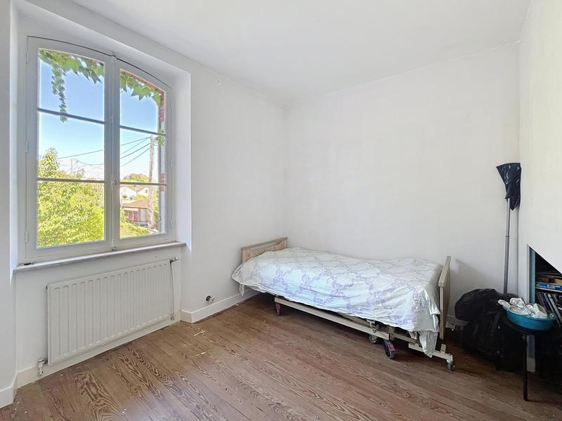 Maison - 192 m² - 7 pièces