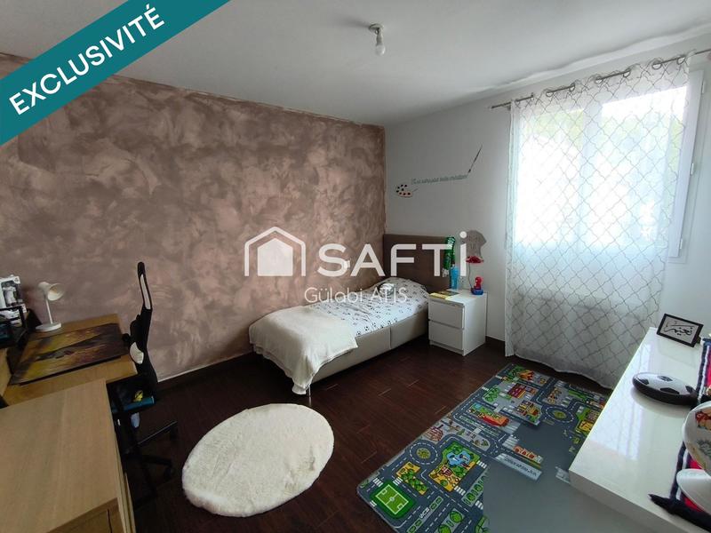 Maison - 148 m² - 8 pièces