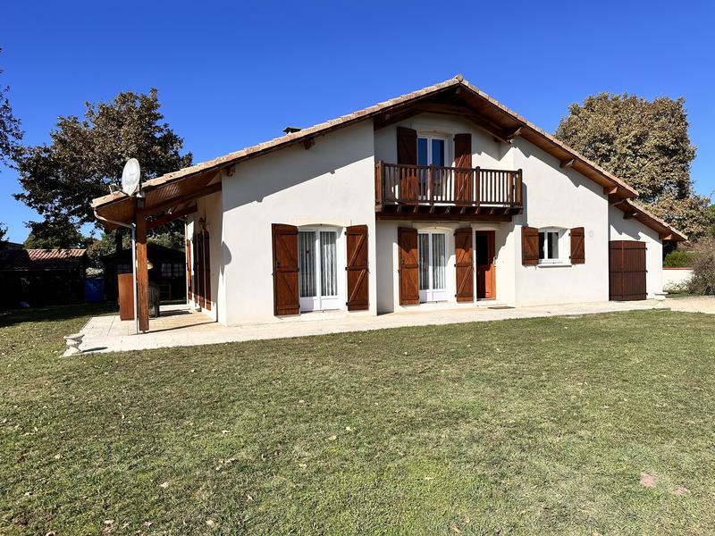 Maison - 120 m² - 5 pièces