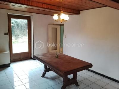 Maison - 95 m² - 5 pièces