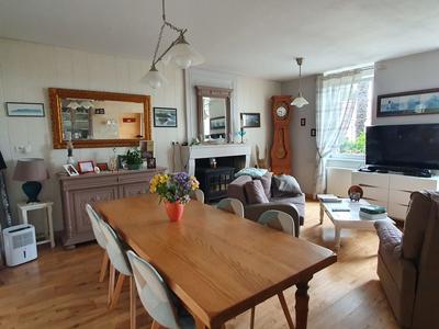 Maison - 134 m² - 5 pièces