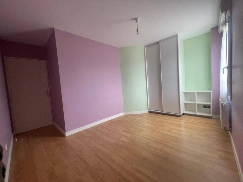 Appartement - 87 m² - 5 pièces