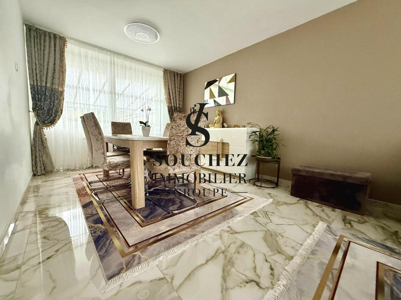 Maison - 102 m² - 5 pièces