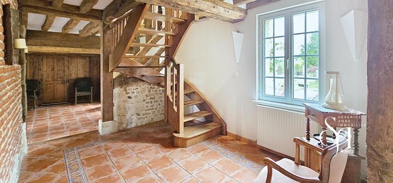 Maison - 315 m² - 6 pièces