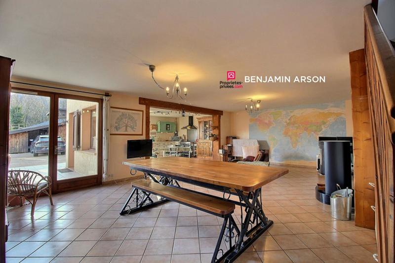 Maison - 171 m² - 6 pièces