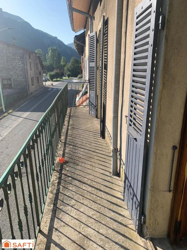 Maison - 155 m² - 6 pièces