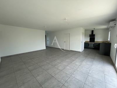 Maison - 88 m² - 4 pièces