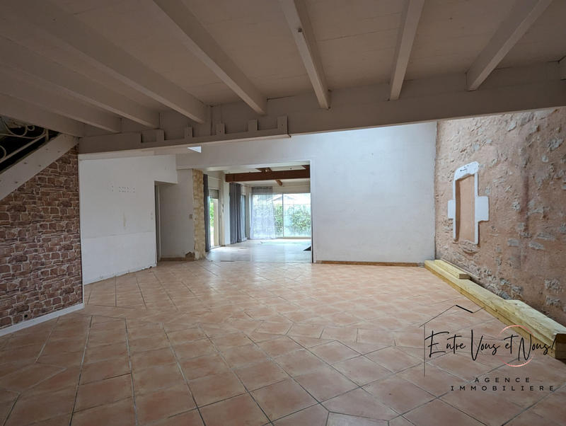 Maison - 180 m² - 5 pièces