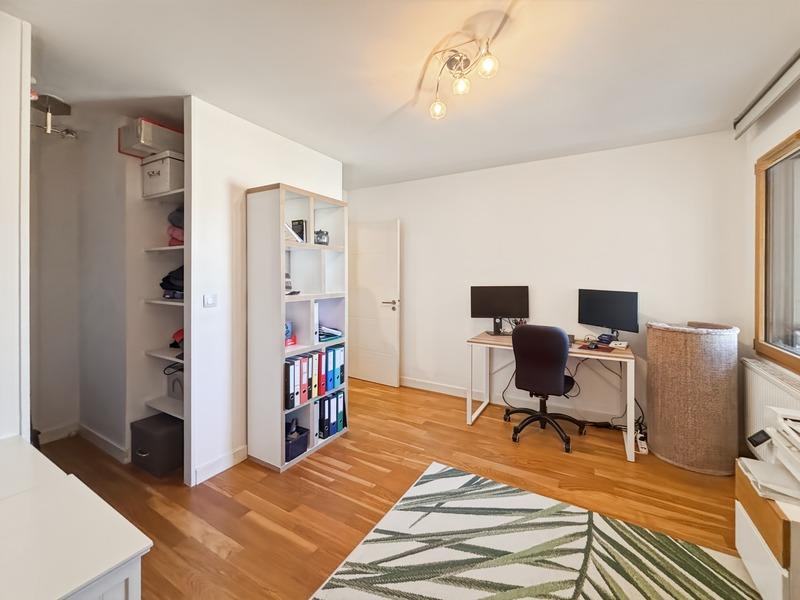 Appartement - 77 m² - 3 pièces