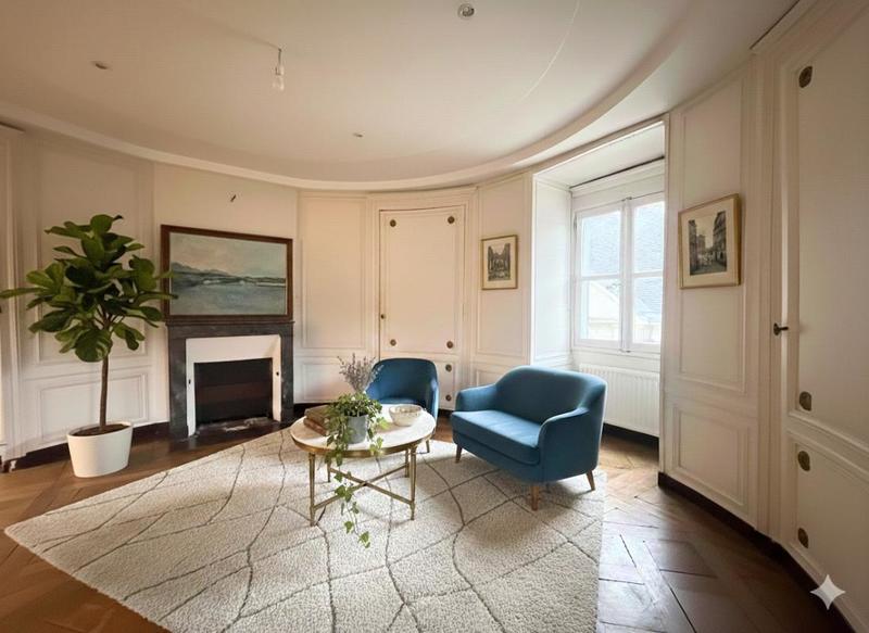 Appartement - 95 m² - 5 pièces