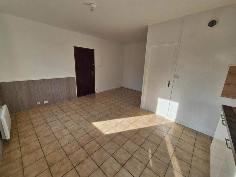 Appartement ancien - 24 m² - 1 pièce