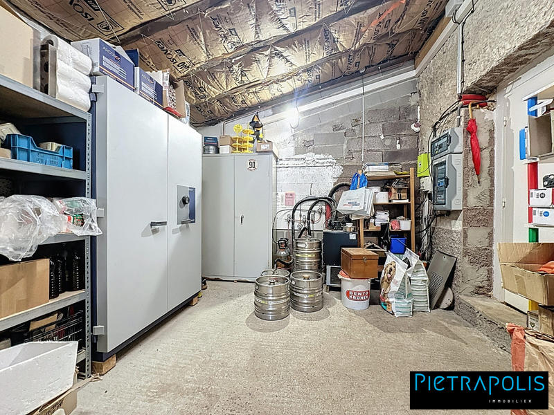 Local commercial - 308 m²