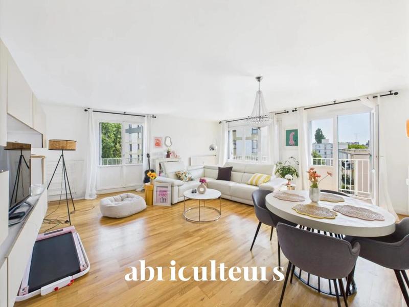 Appartement ancien - 80 m² - 3 pièces