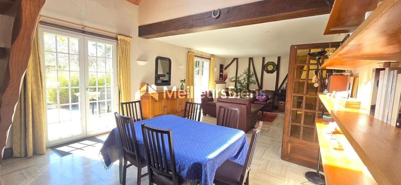 Propriété - 250 m² - 6 pièces