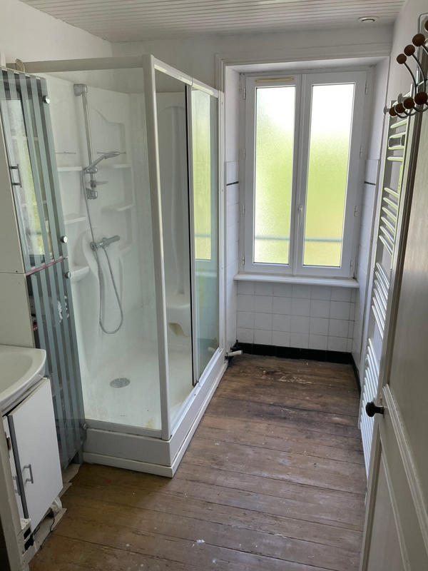 Maison - 102 m² - 7 pièces