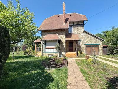 Maison - 144 m² - 6 pièces