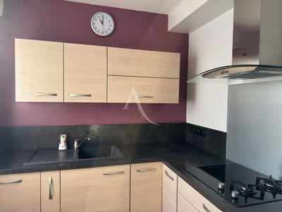 Maison - 83 m² - 4 pièces