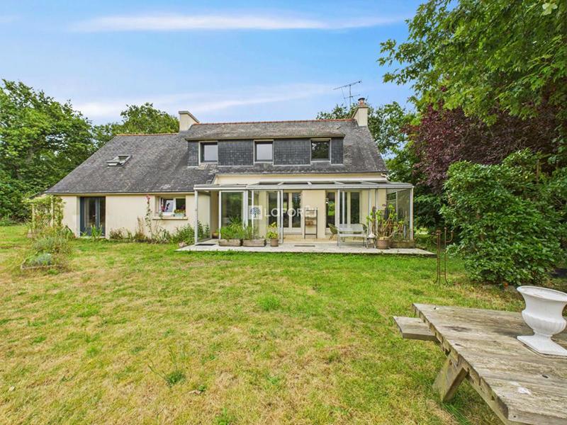 Maison - 140 m² - 5 pièces