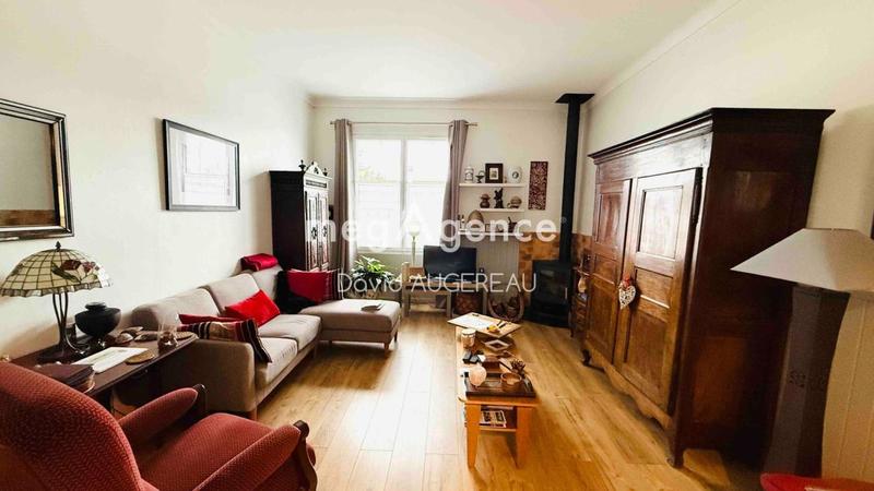 Maison - 98 m² - 4 pièces