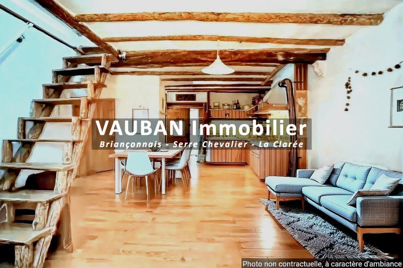 Maison - 99 m² - 5 pièces