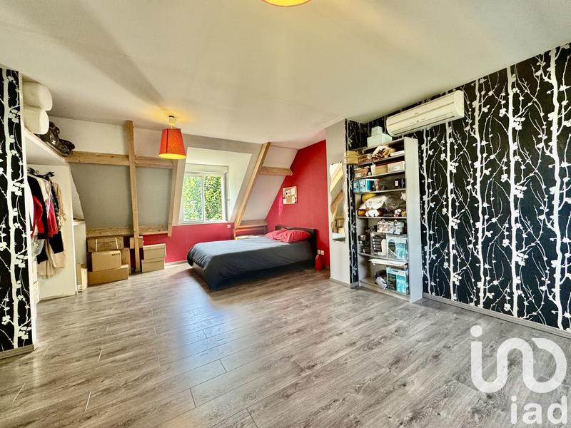 Maison - 158 m² - 8 pièces