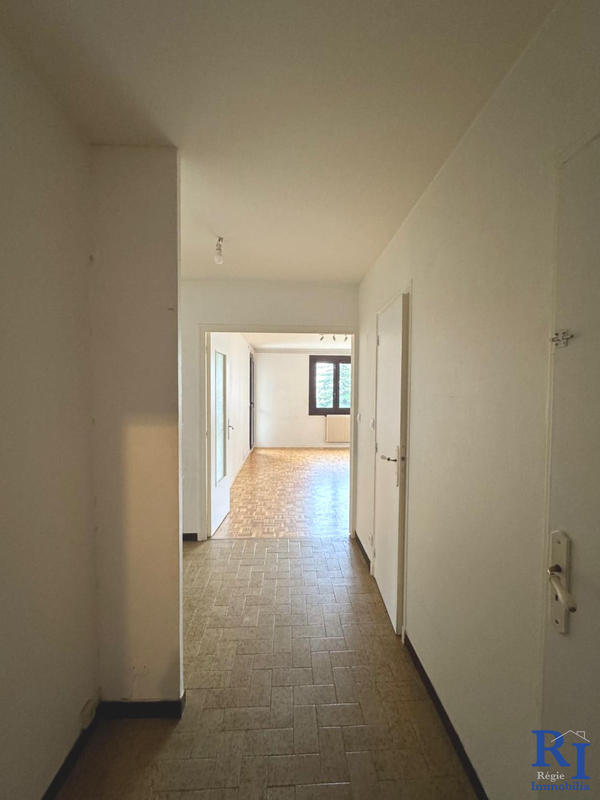 Appartement - 81 m² - 4 pièces