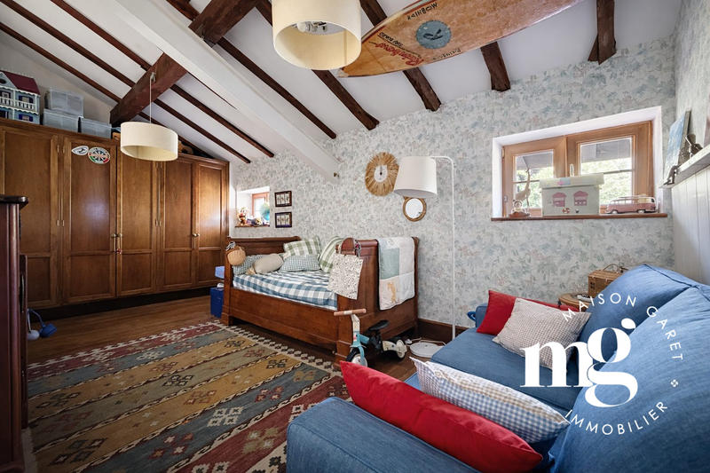 Maison ancienne - 270 m² - 9 pièces