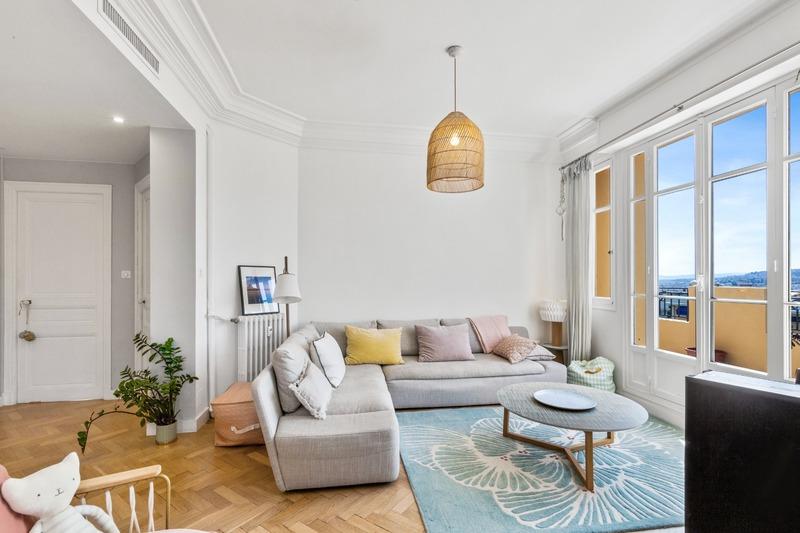 Appartement - 92 m² - 3 pièces