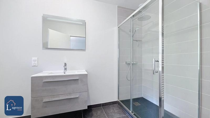 Maison - 304 m² - 8 pièces