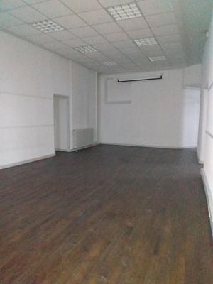 Bureau - 185 m² - 6 pièces