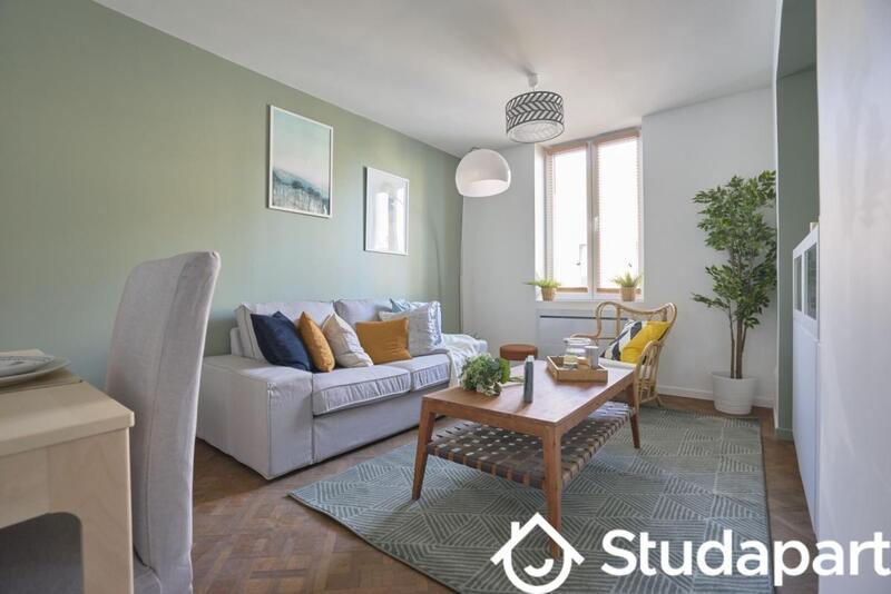 Chambre - 13 m² - 1 pièce