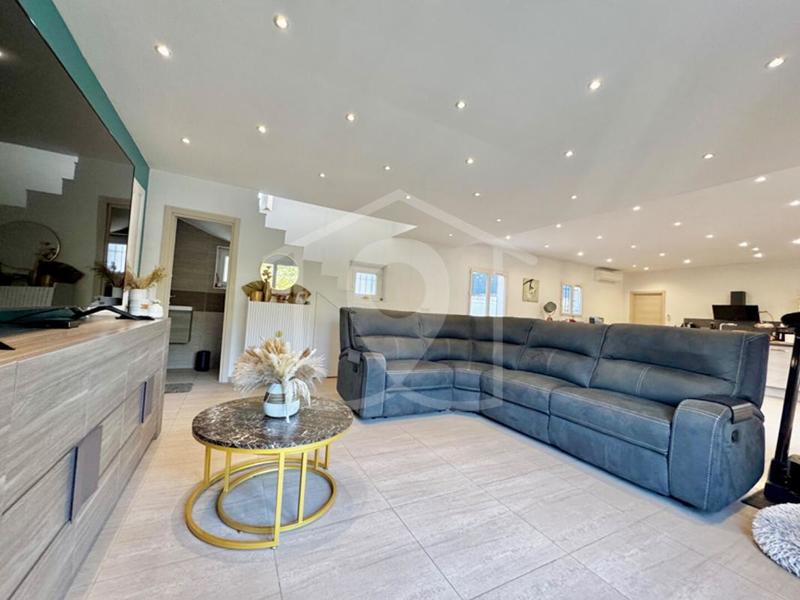 Maison - 132 m² - 4 pièces