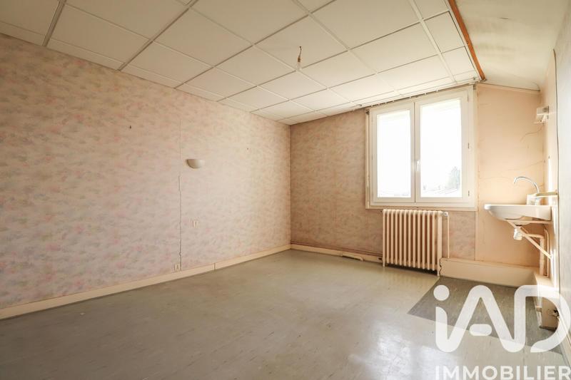 Maison - 302 m² - 10 pièces
