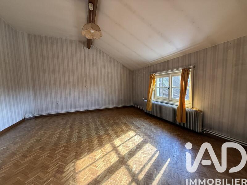 Maison - 100 m² - 5 pièces