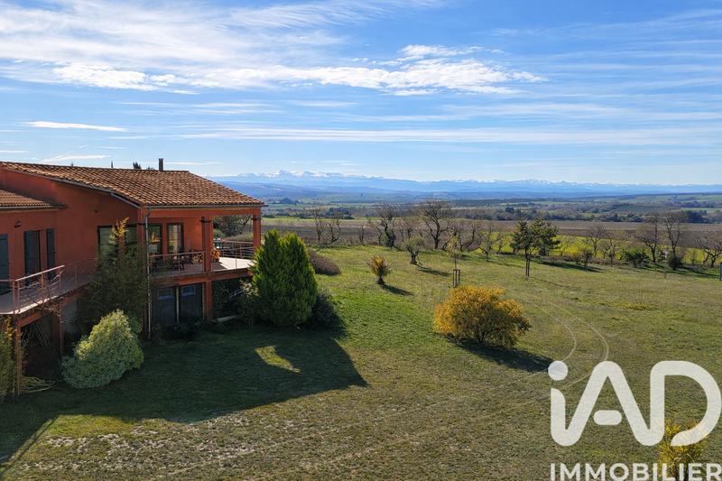 Maison - 185 m² - 7 pièces