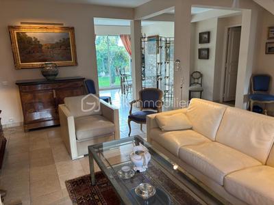 Maison - 148 m² - 7 pièces