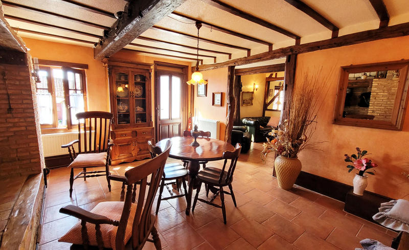 Maison - 83 m² - 5 pièces