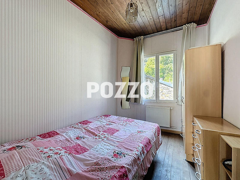 Maison - 99 m² - 6 pièces